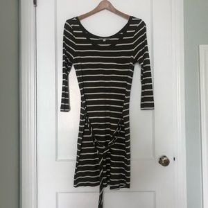 Banana Republic scoop neck dress, Size M